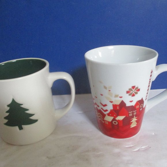 2 Starbucks Mugs 12oz 2008/ 11oz undated Excellent - Picture 3 of 6